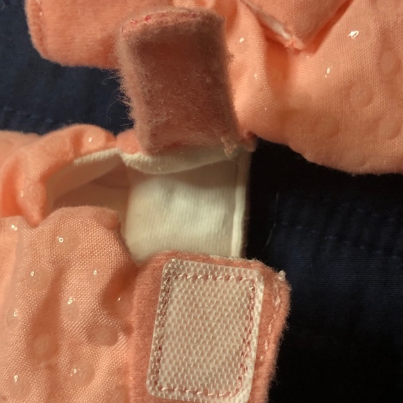 EUC Gummee Gloves Infant Mitts Anti scratch Teething Mittens 0 - 3 Months Pink - Picture 6 of 6